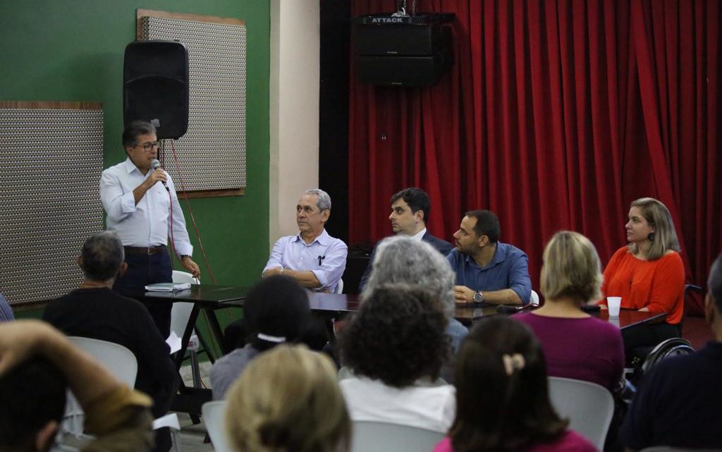 Assembleia debate situação do FENACEF Saúde em Brasília